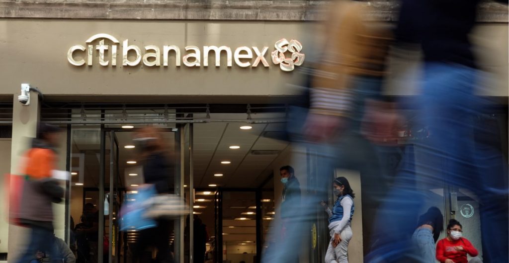 Banamex, ¿un barco a la deriva?
